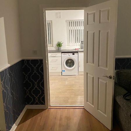 Cosy 3 Bedroom House, Free Parking & Wifi Nottingham Eksteriør billede