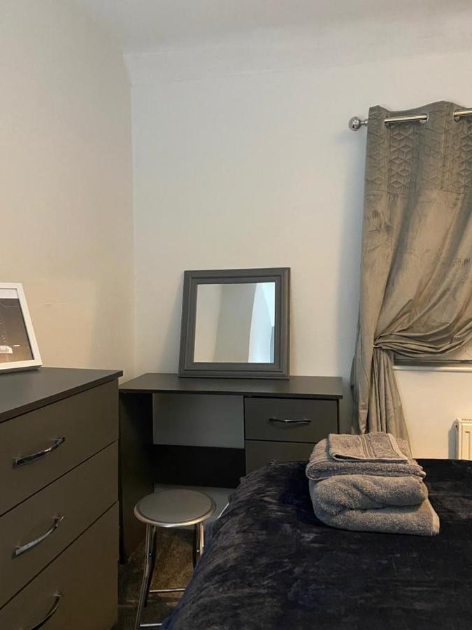 Cosy 3 Bedroom House, Free Parking & Wifi Nottingham Eksteriør billede
